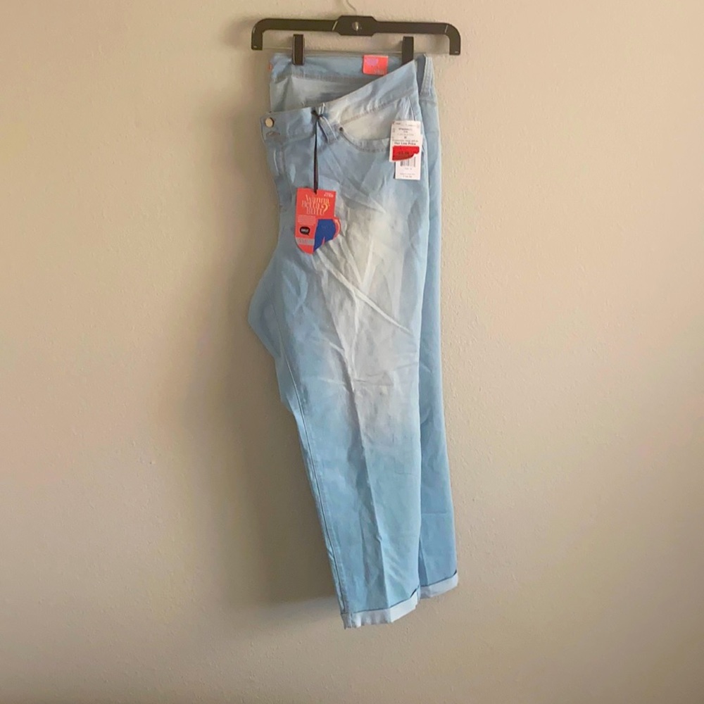 Sky blue stretch anklet jeans